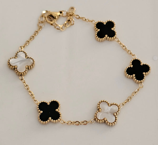 Black / pearl clover bracelet ( dual sides)