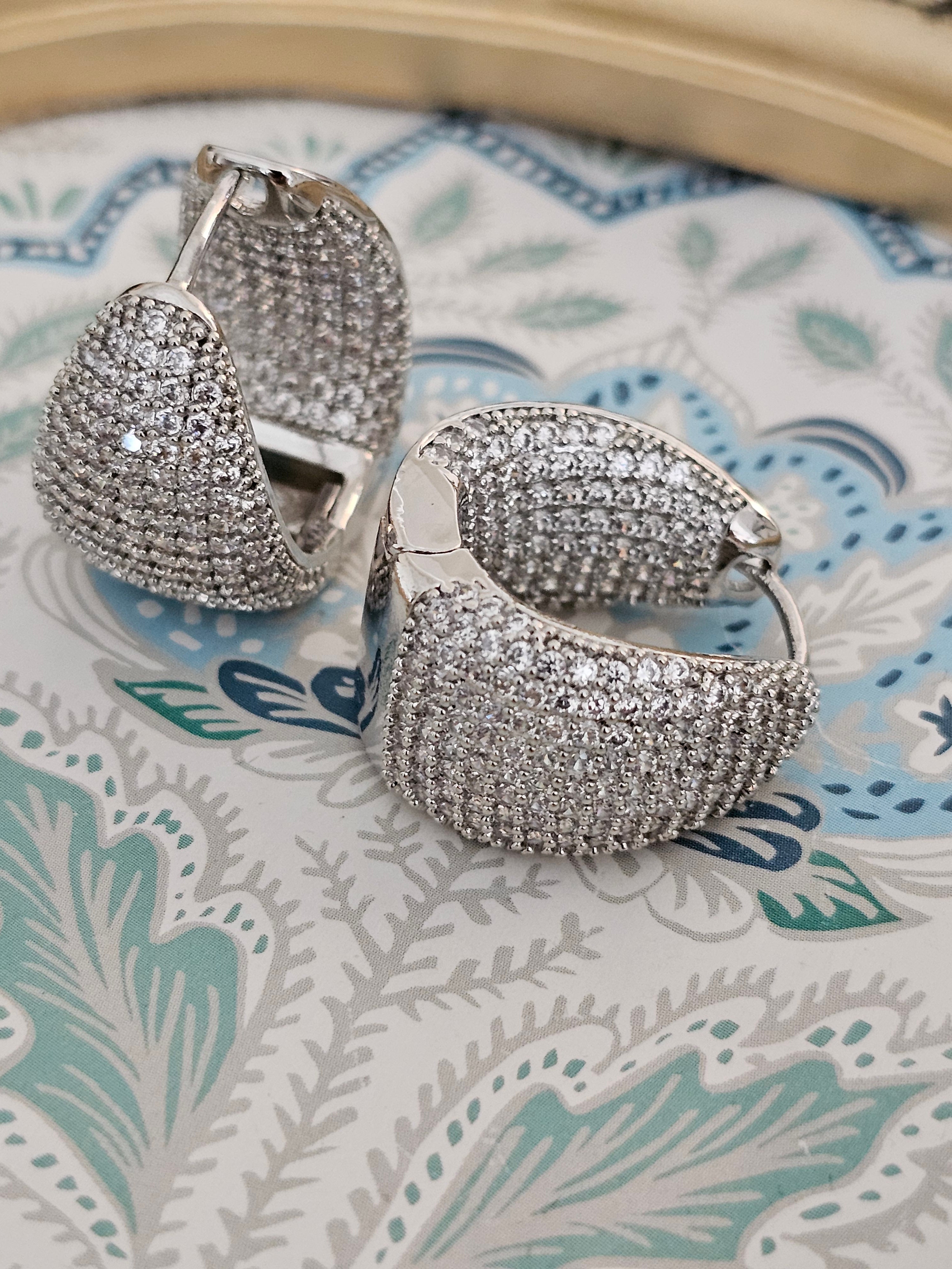 Full stones bulky zircon earrings