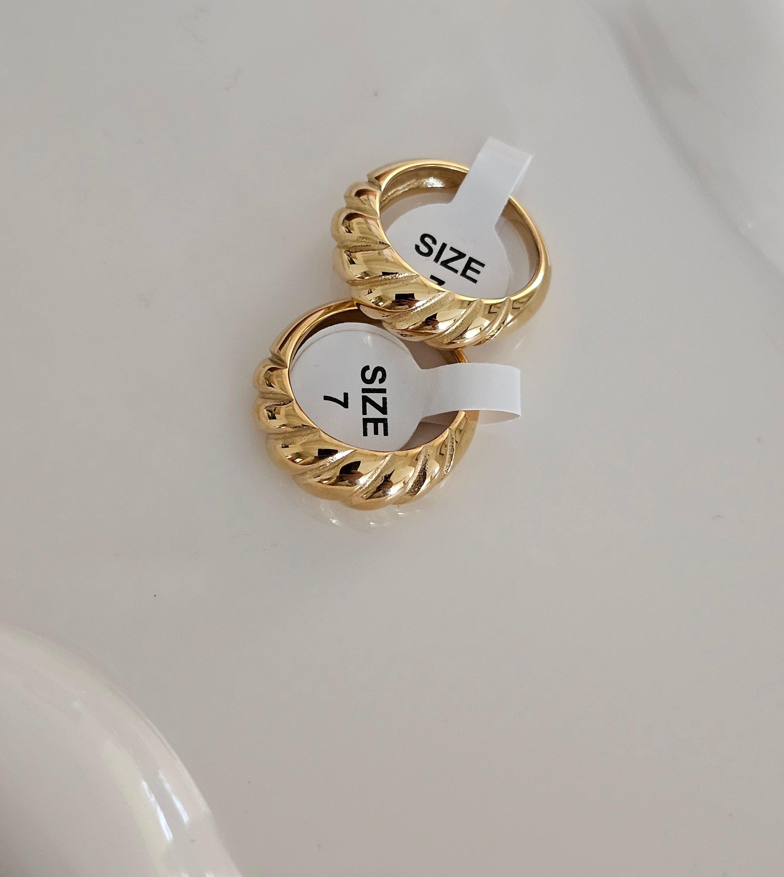 Twisted gold ring - Clauthentic By Wardah