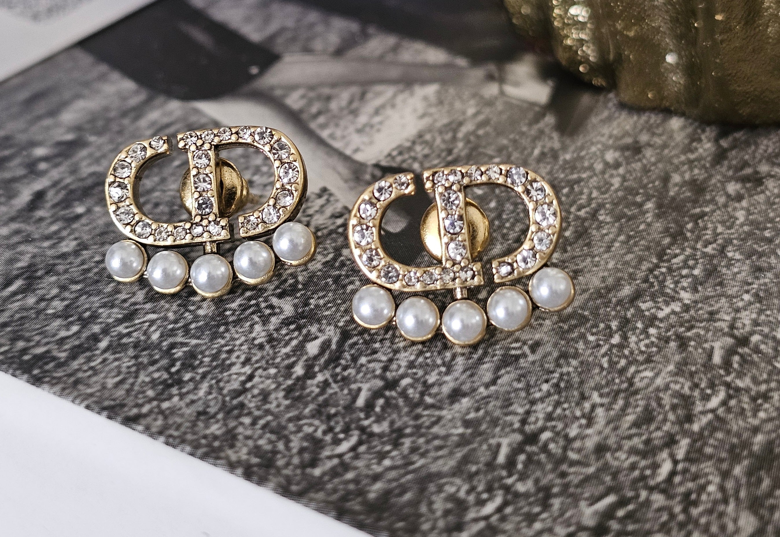 Dior studs with pearls - Clauthentic By Wardah