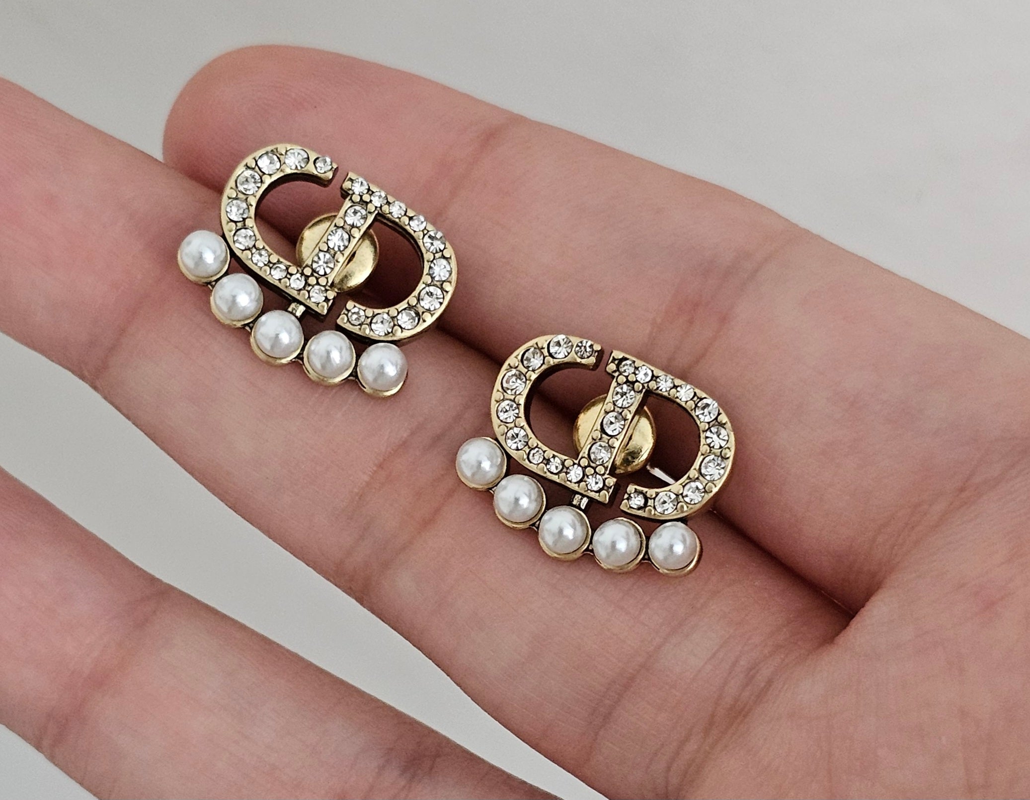 Dior studs with pearls - Clauthentic By Wardah