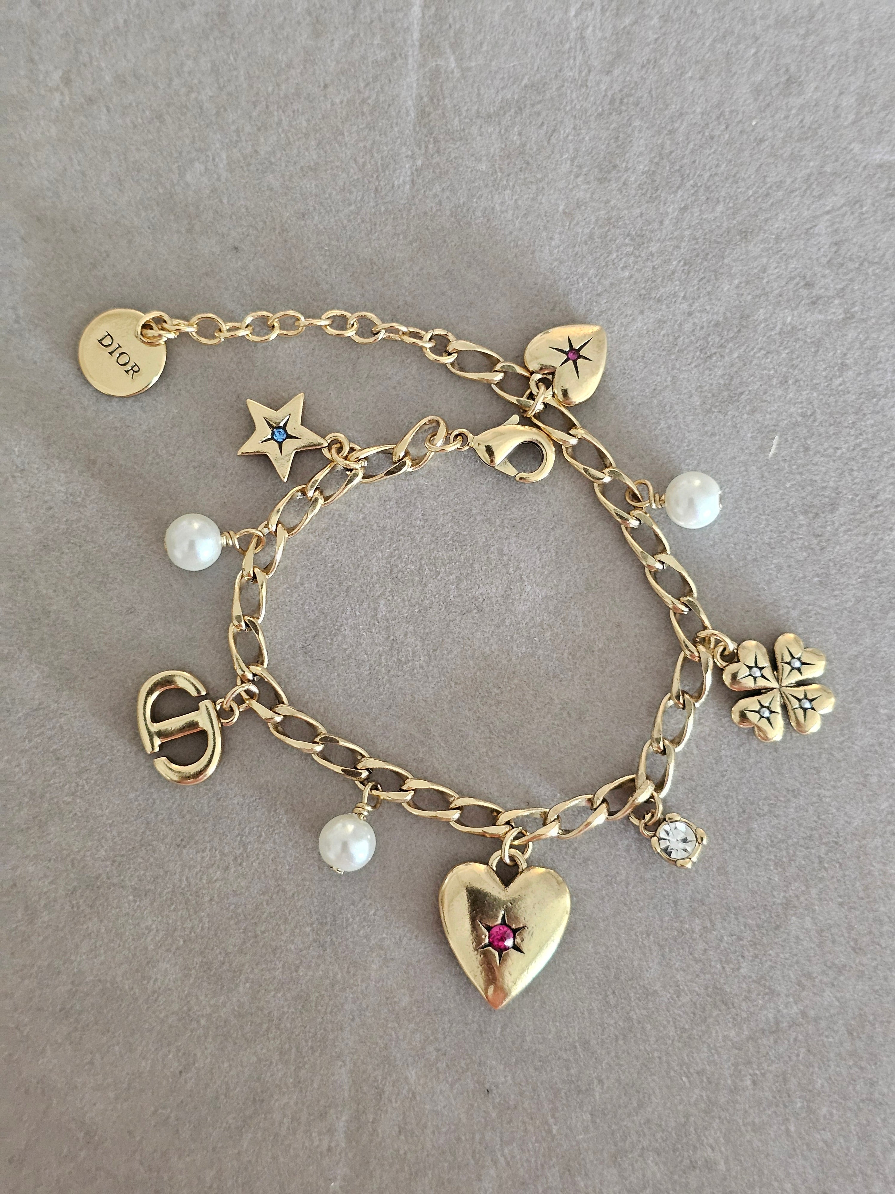 Dior heart/flower bracelet - Clauthentic By Wardah