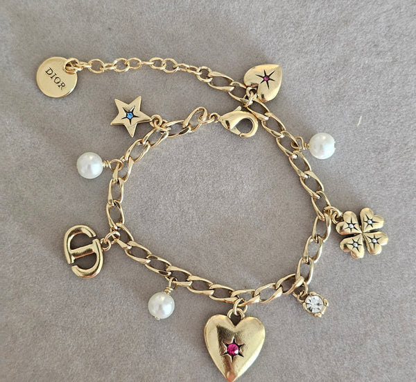 Dior heart/flower bracelet - Clauthentic By Wardah
