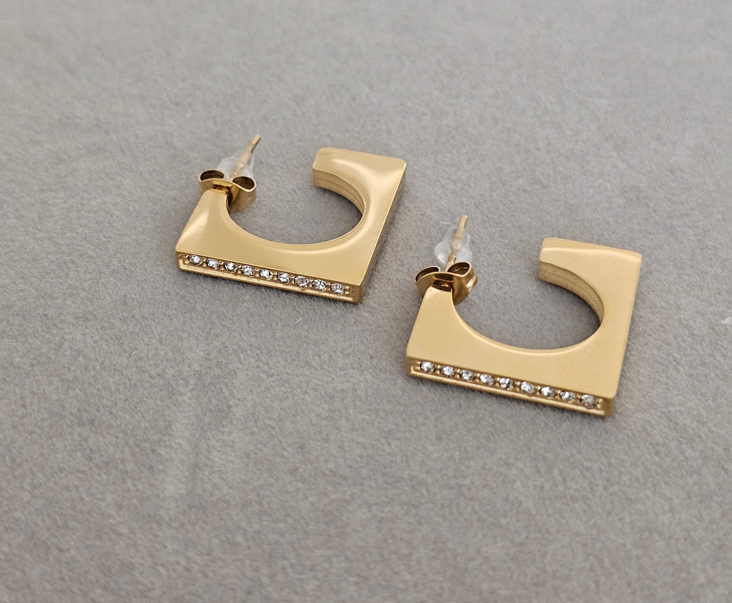 3D square zircon earings