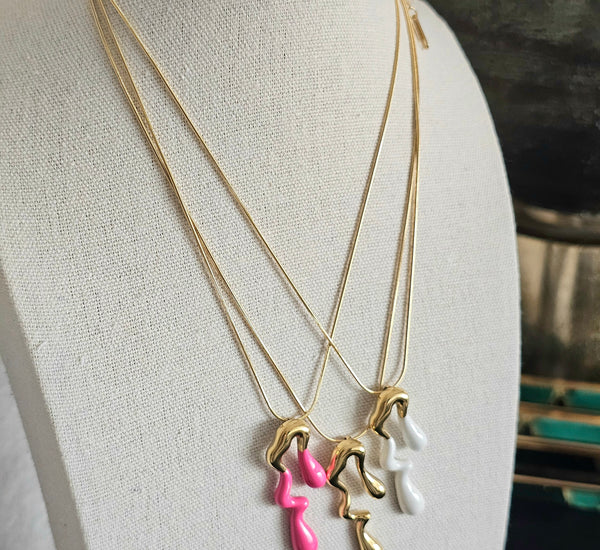 Wavy necklace