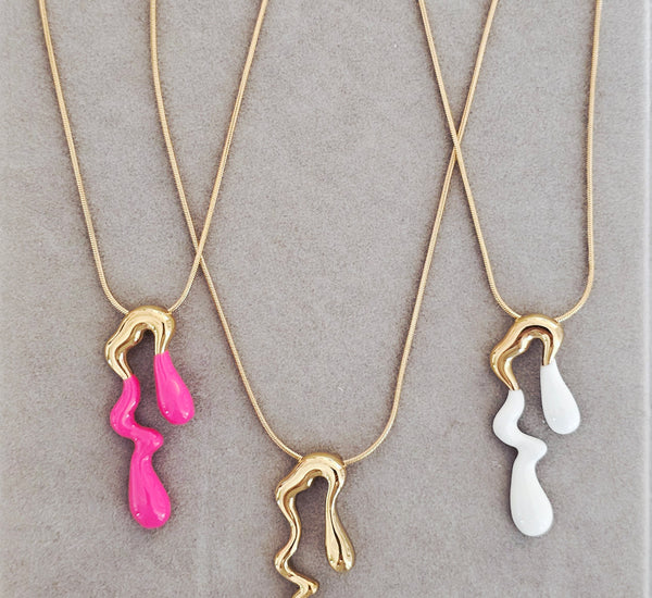 Wavy necklace