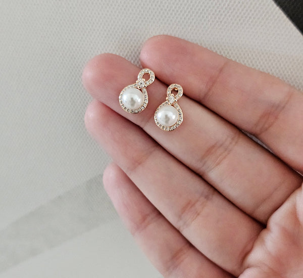 Tiny pearl tops ( suitable for kids and teens)