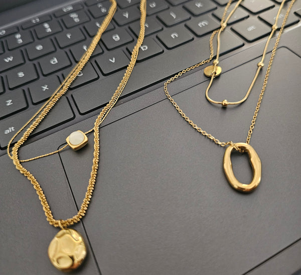 Hammered ball necklace