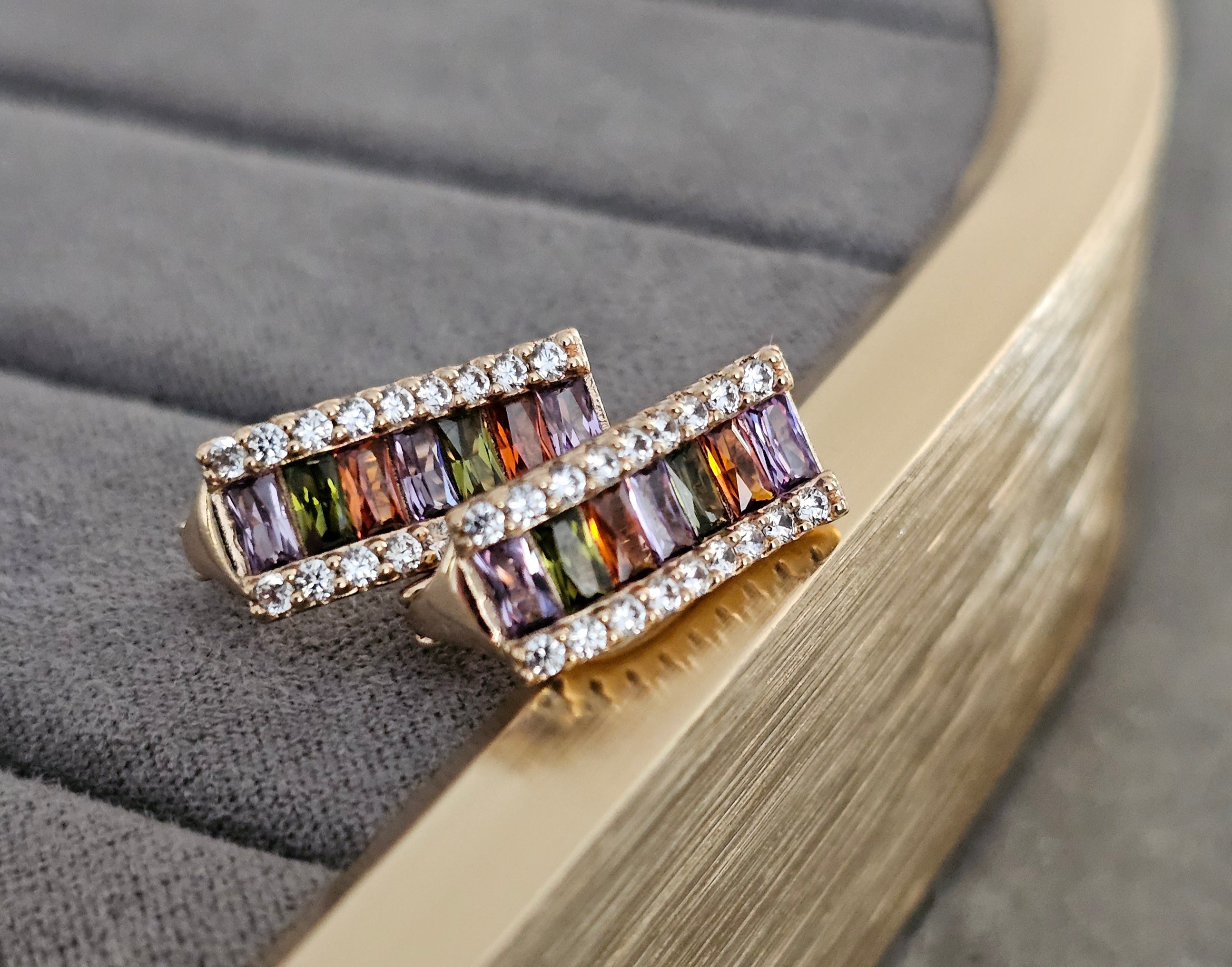 Multicolor half hoops ( cubix zircon)