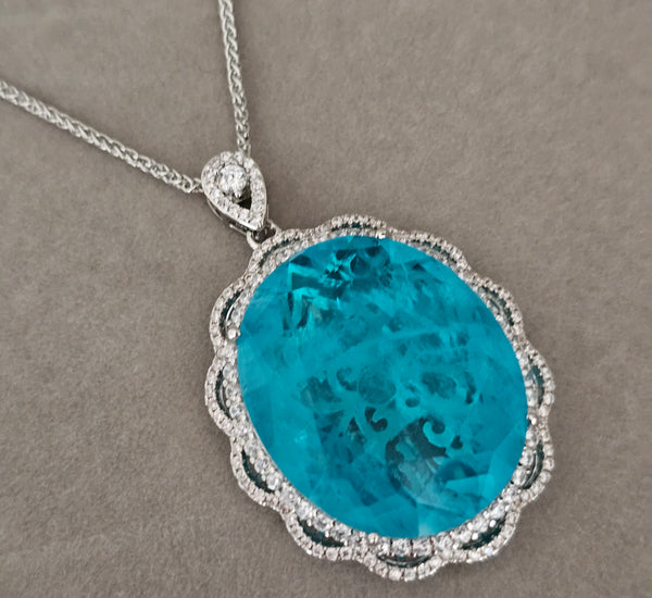 Sea blue sworaski pendant necklace ( high quality)