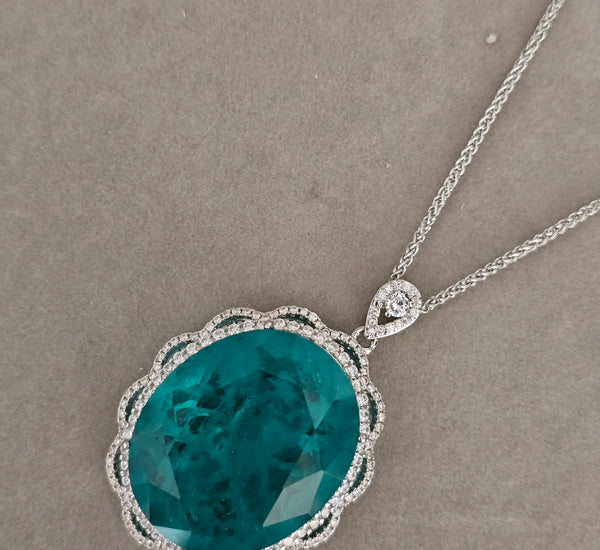 Sea blue sworaski pendant necklace ( high quality)