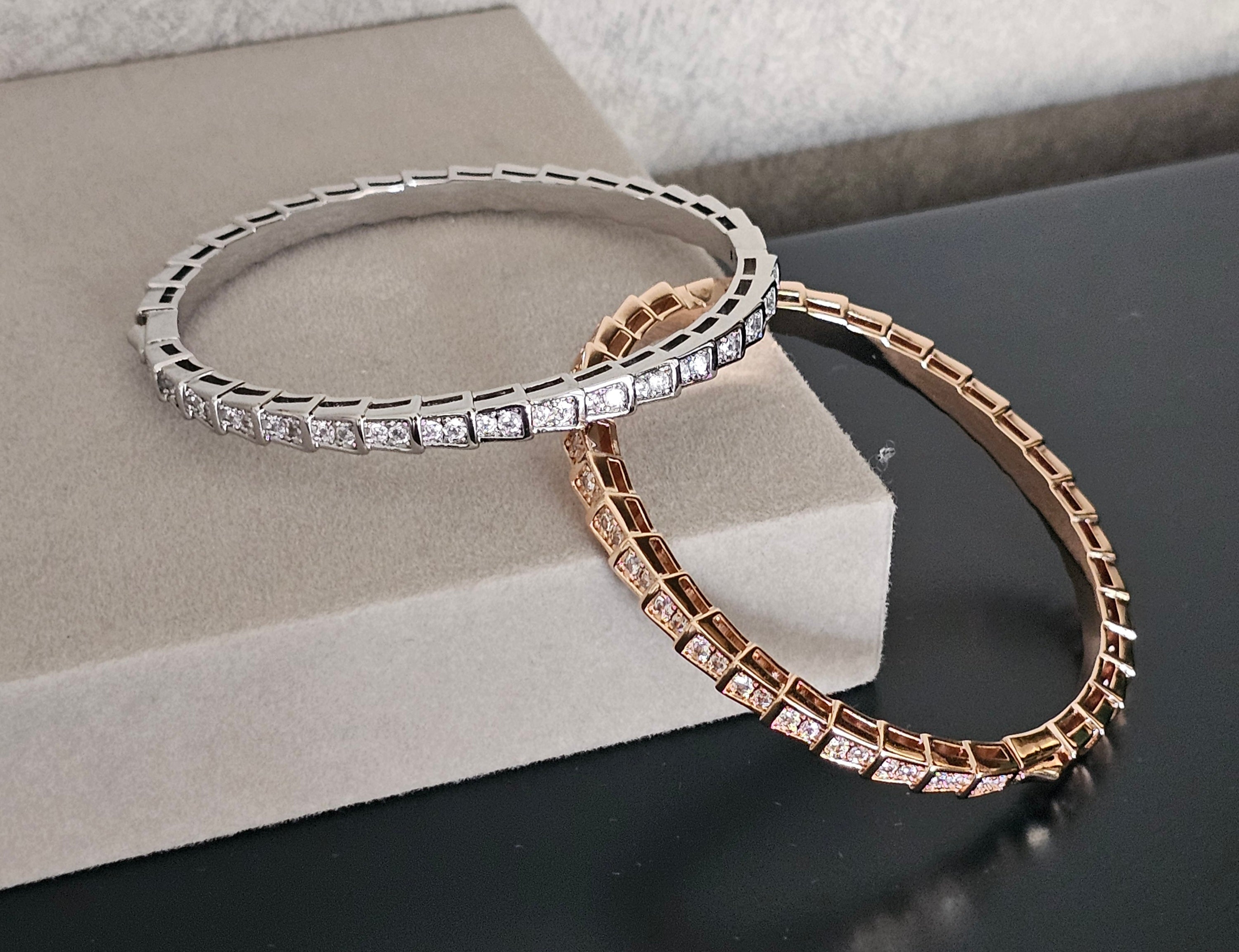 Bvlgari serpenti bangle