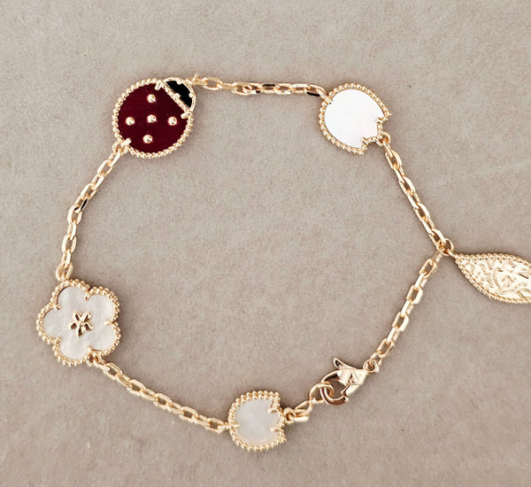 Vancleef ladybug bracelet