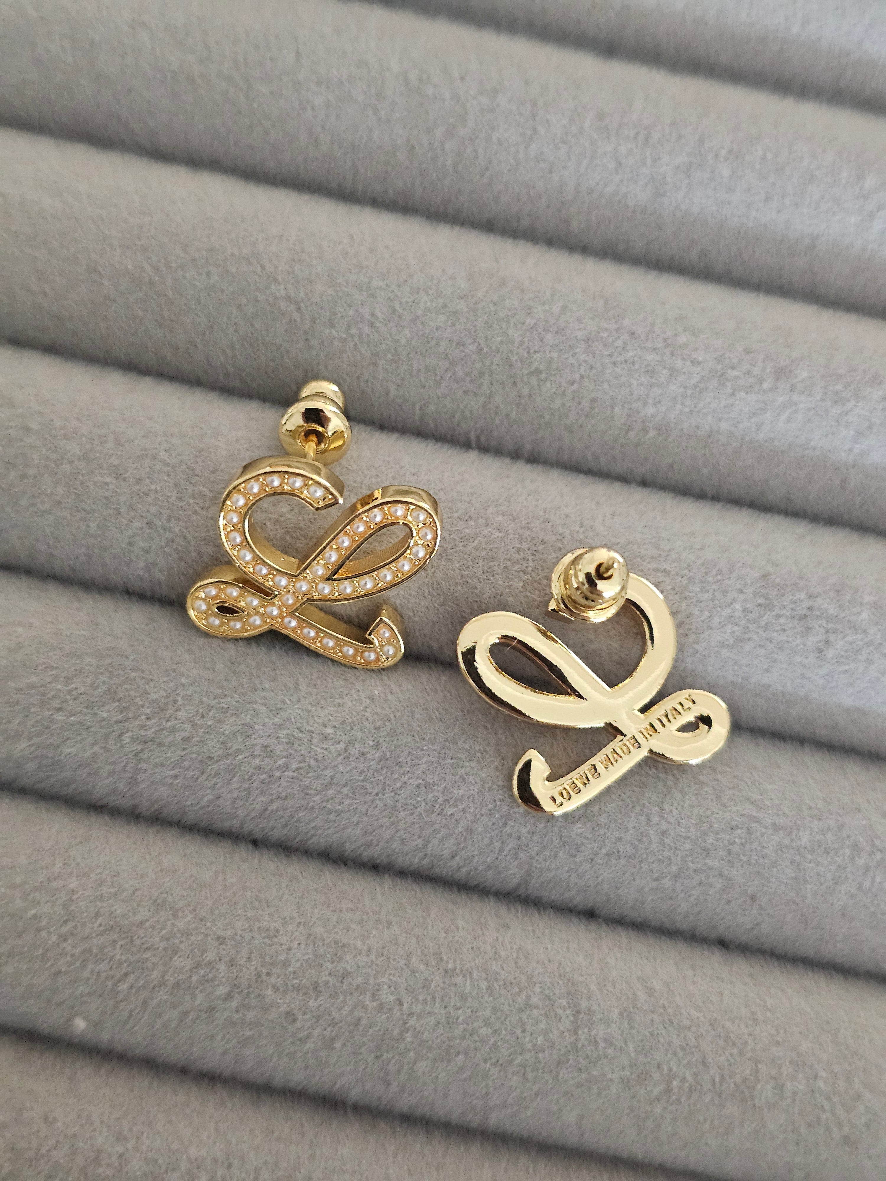 Loewe  gold logo tops