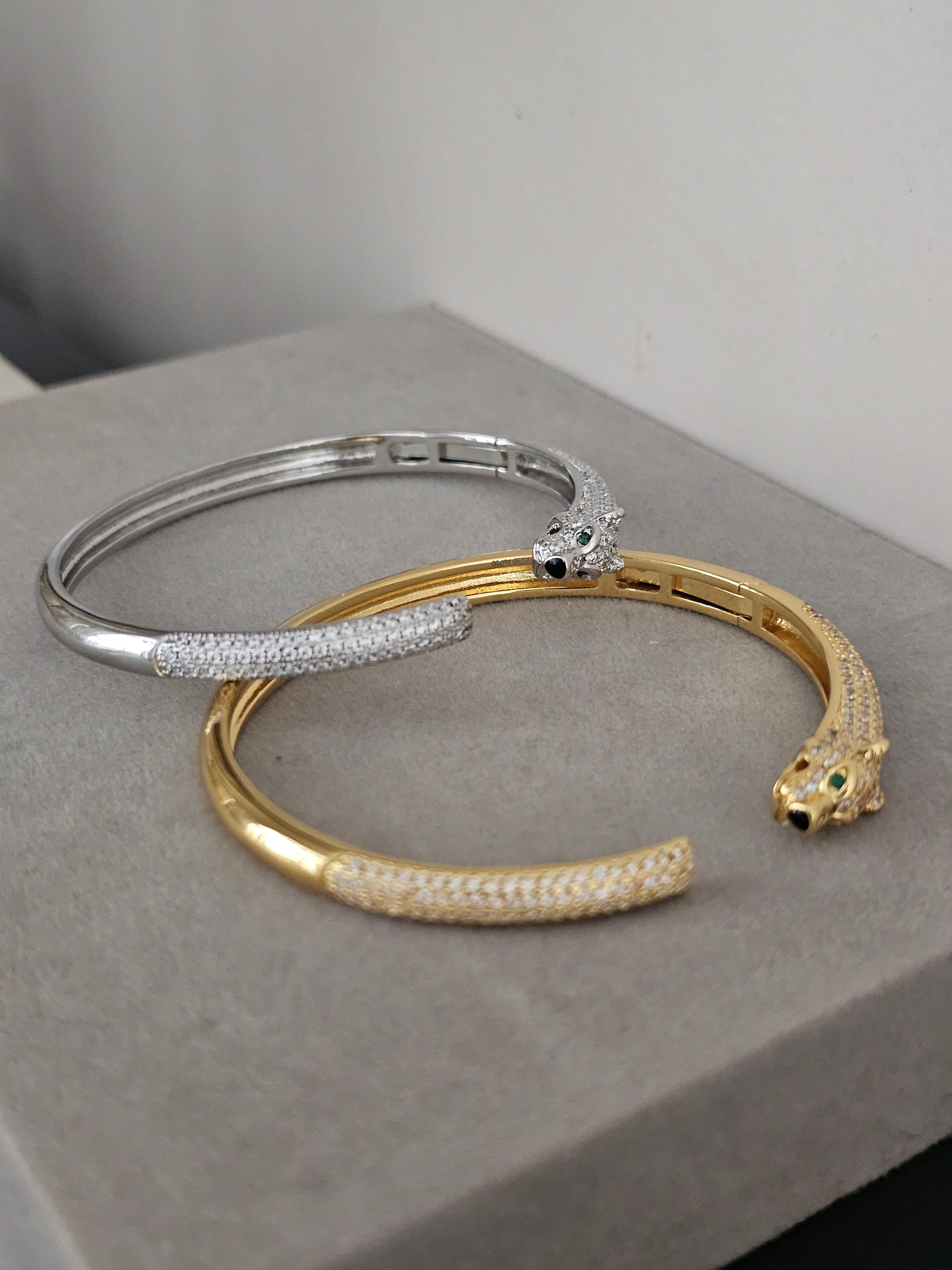 Cartier panther bangle