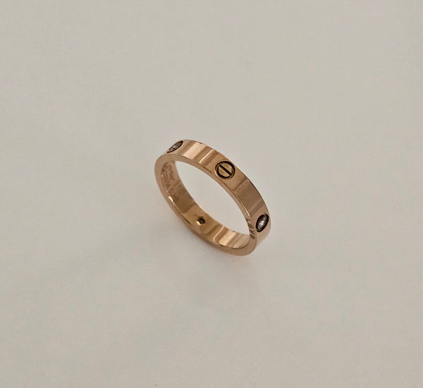 Cartier love ring (rose gold)