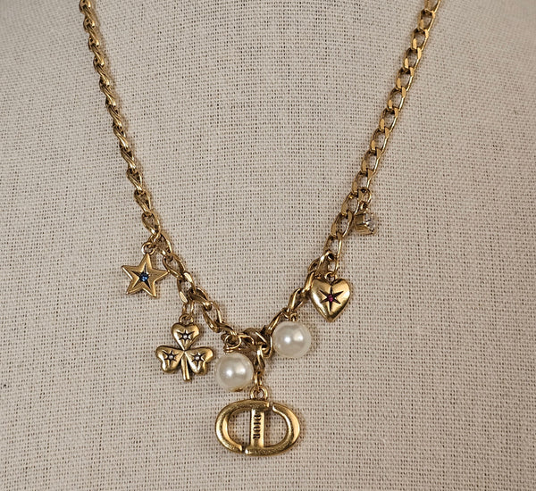 Dior heart necklace