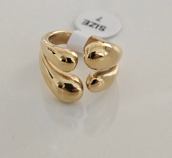 Thick oval ends ring