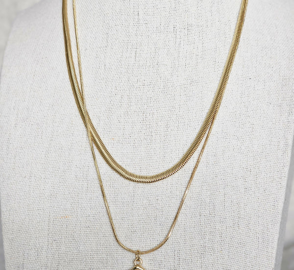 Flat chained 2 lined pearl necklace