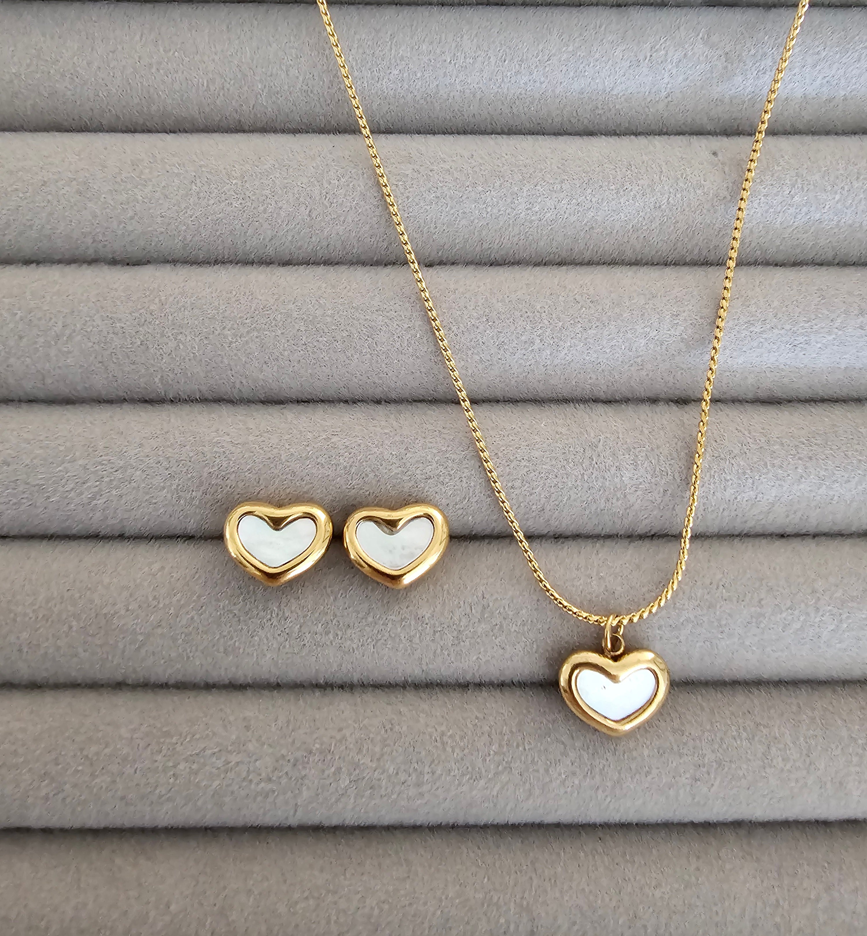 Small heart pearl tops