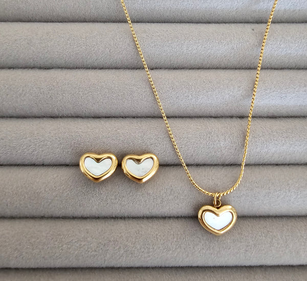 Small heart pearl tops