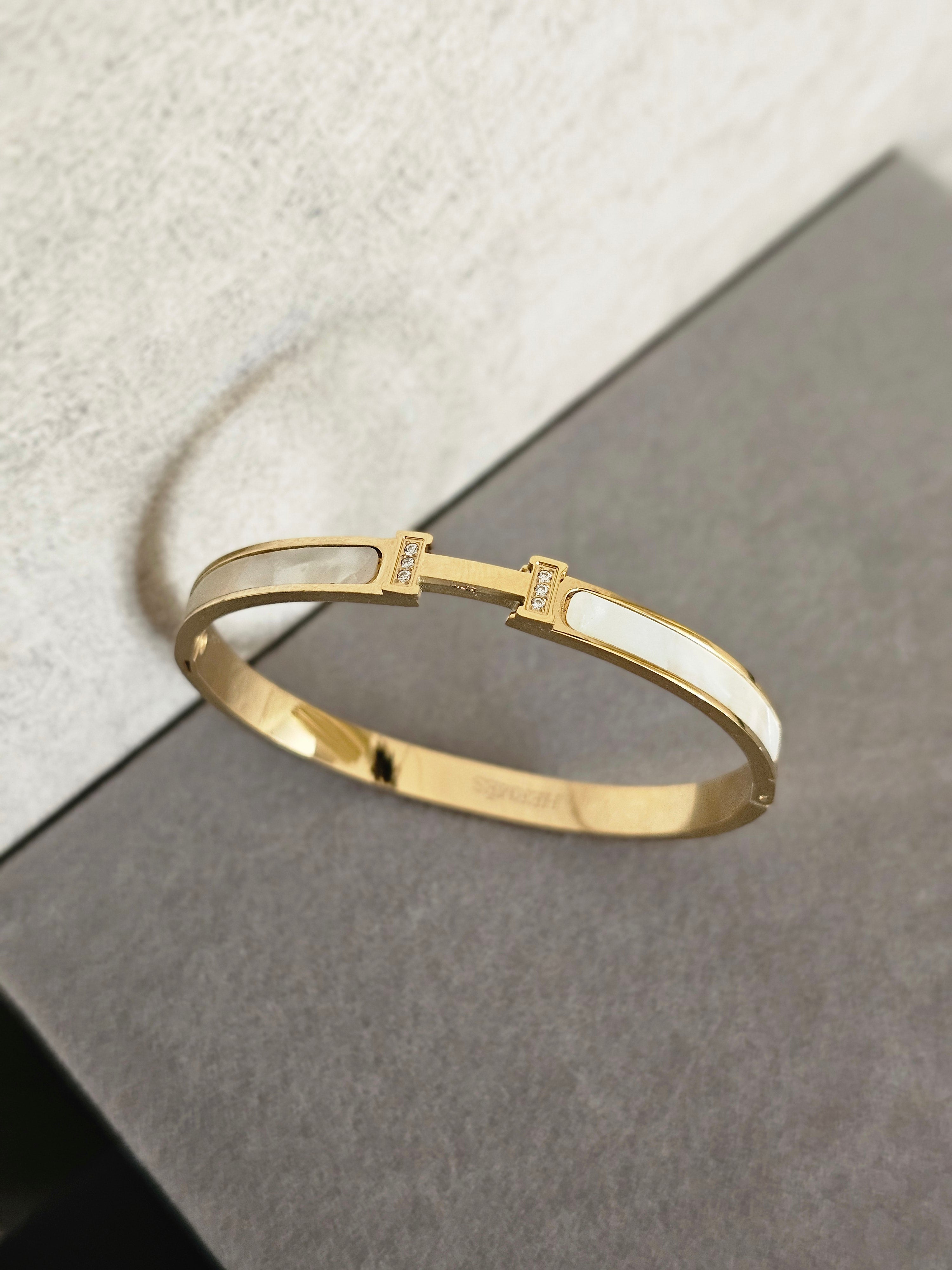 Hermes inspired m/ pearl bangle