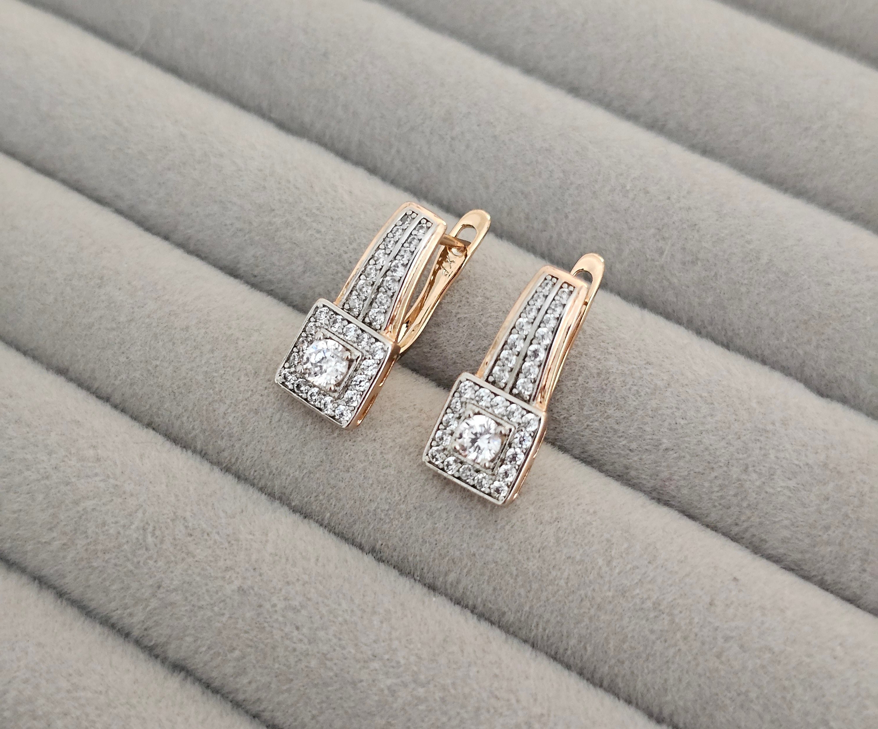 Diamond style zircon half hoops