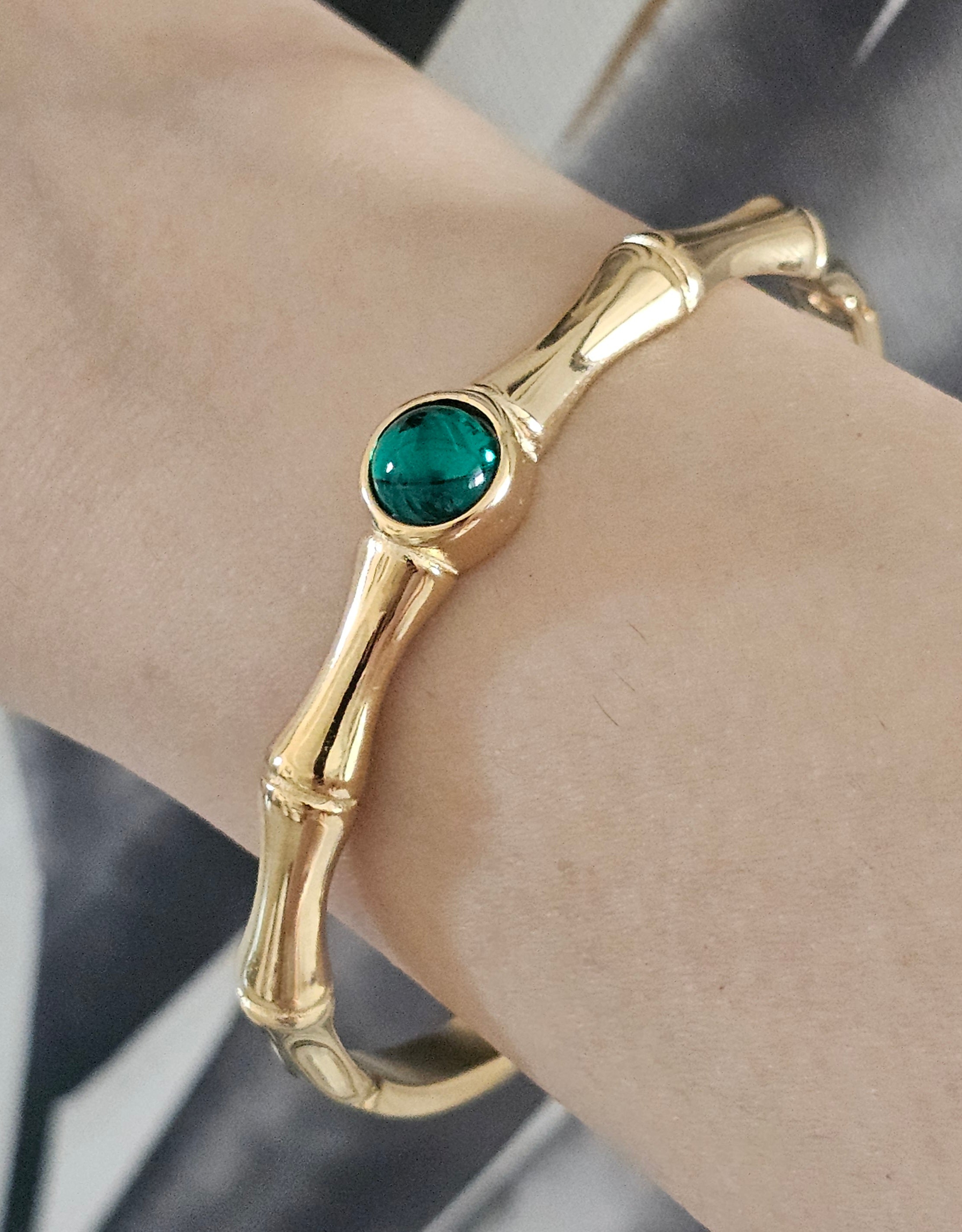 Green stone pipe bangle