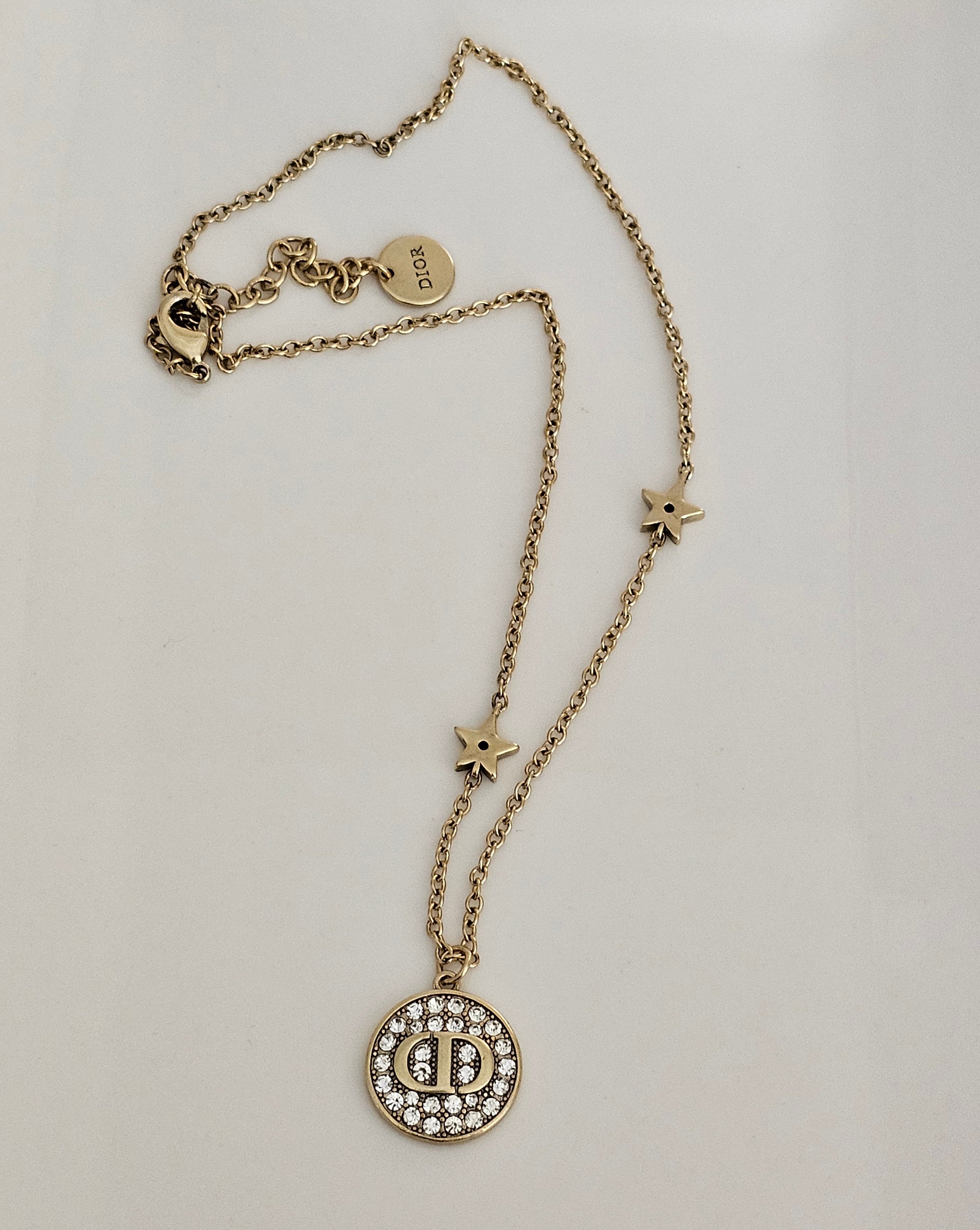 Dior circle zircon necklace